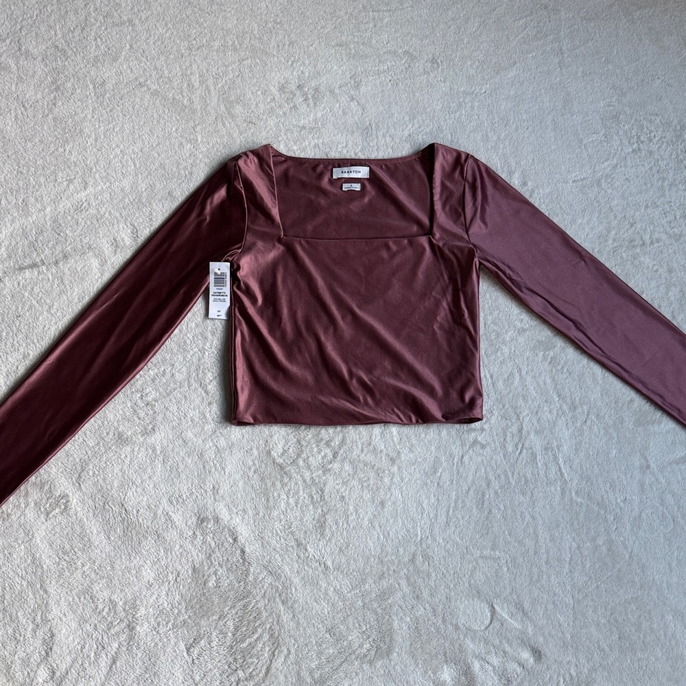 NWT Babaton Satinette Squareneck Longsleeve in Red Willow